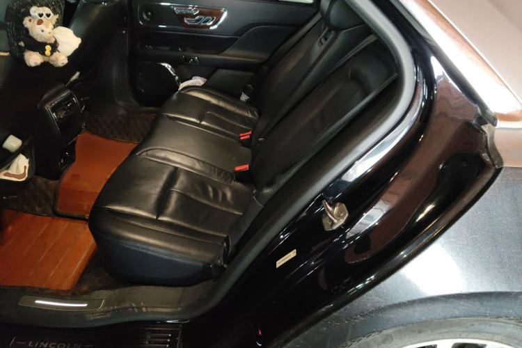 Used Lincoln Continental 2019 2.0T Two-Wheel Drive Prestige Version China VI Standard