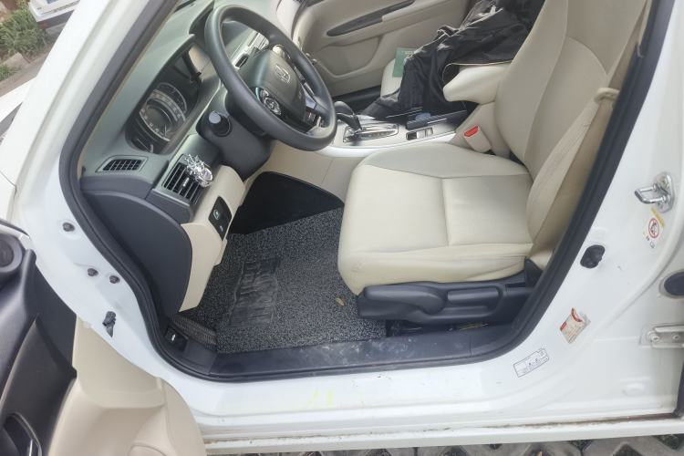 Used Honda Accord 2015 2.0L LX Comfort Edition Left Front Seat