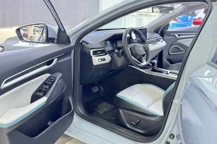 Used Geely Auto Emgrand 2023 4th Generation Champion Edition 1.5L CVT Flagship Model