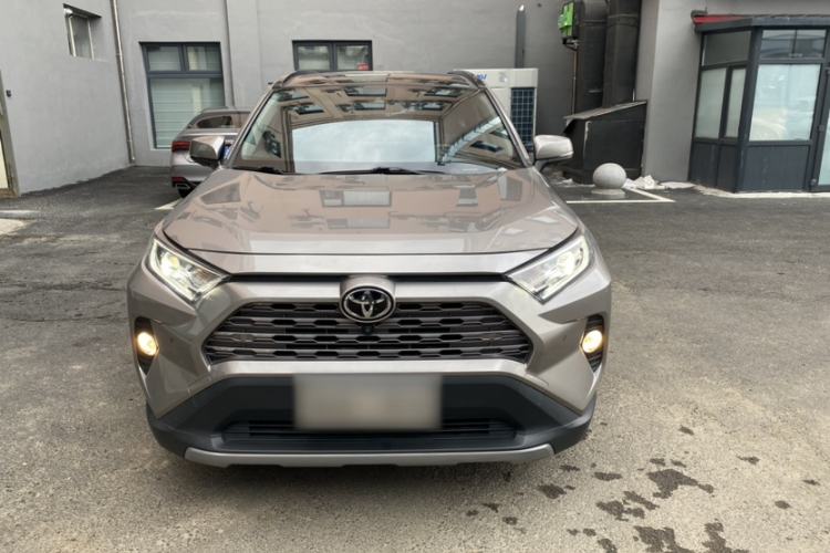 Used Toyota RAV4 2020 2.0L CVT Four-Wheel Drive Prestige Edition