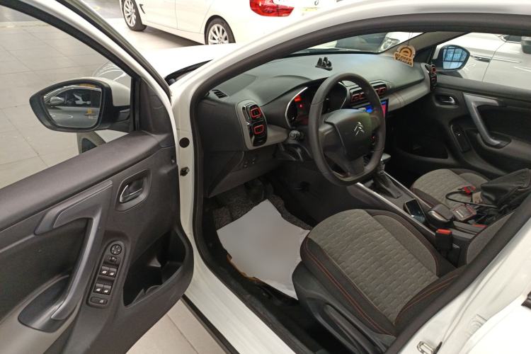 Used Citroen C3-XR 2019 230THP DCT Active Version
