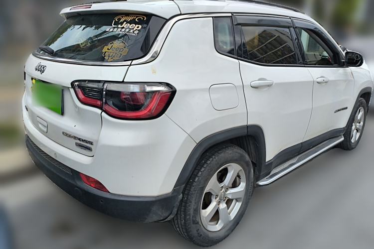 Used Jeep Compass 2017 200T Automatic Family Edition
