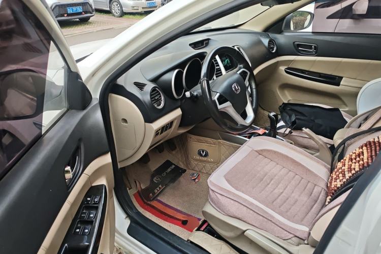 Used CHANGAN Eado 2014 1.6L Manual Luxury Model Driver Seat