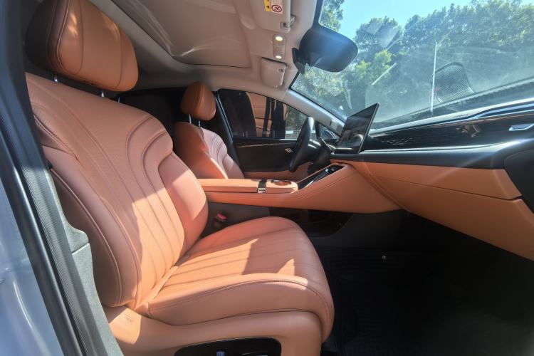 Used AION RT 2025 650 LiDAR Edition Interior 8