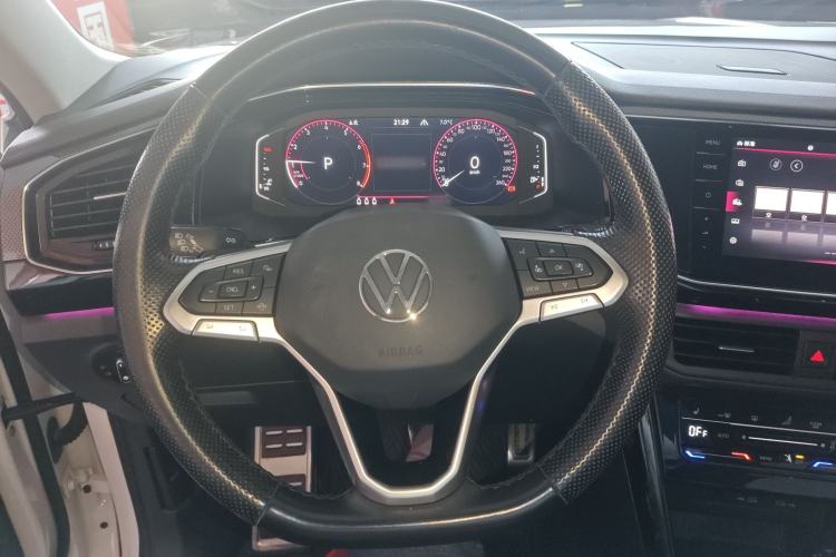 Used Volkswagen Tayron X 2020 330TSI Two-Wheel Drive Luxury Smart Connectivity Version
