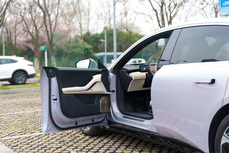 Used Nio ET5 2025 75 kWh