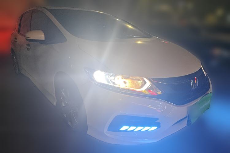 Used Honda Jade 2017 1.8L automatic Comfort version 5 seats
