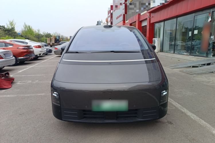 Used Li Auto MEGA 2025 Home Family Special Edition Front