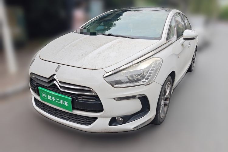 Used DS 5 2014 1.6T Luxury Edition THP160