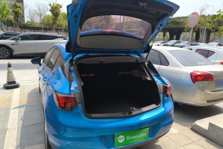 Used Buick Verano 2016 Hatchback 15S Automatic Ambition Model Trunk