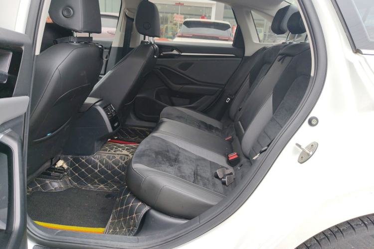 Used Volkswagen Sagitar 2021 280TSI DSG Excellence Edition Left Rear Seat