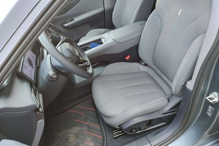 Used Lynk & Co 07 2024 EM-P 126 Long-Range Ultra
