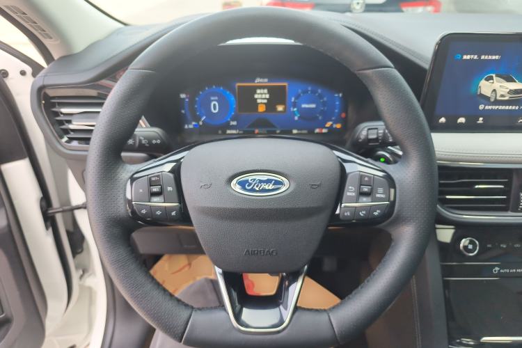 Used Ford Escape 2020 EcoBoost 245 Two-Wheel Drive Smart & Enjoyment Model
