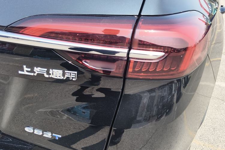 Used Buick Envision 2023 Encore Plus 652T Five-Seat Luxury Model