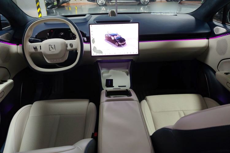 Used Zeekr 007 2024 Four-Wheel Drive Version 75 kWh Center Console