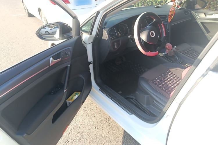 Used Volkswagen Golf 2017 230TSI Automatic Comfort Edition – Celebrating Milestone of One Million Units