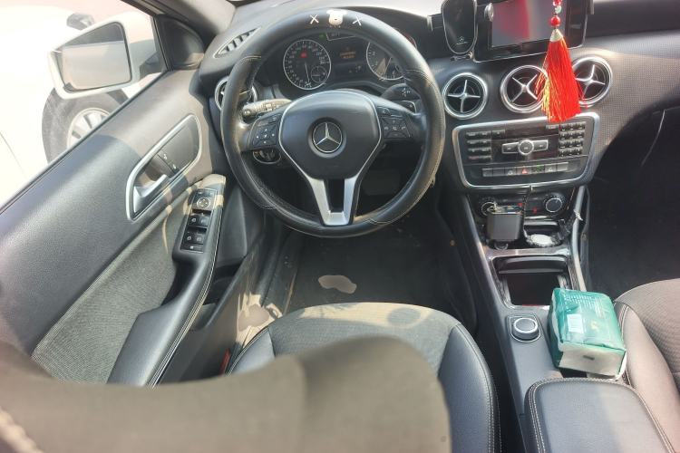 Used Mercedes-Benz A-Class 2015 A 180 Steering Wheel