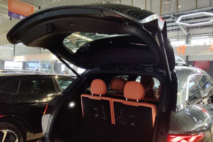 Used BYD Tang L 2025 DM 175KM Drone Player Edition
