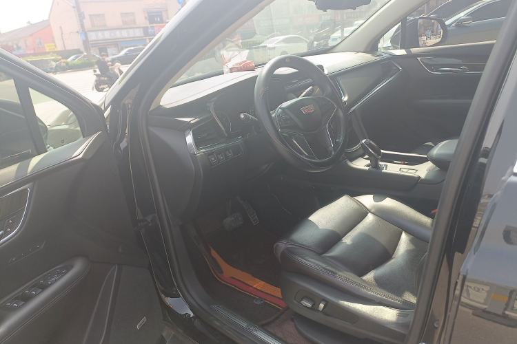 Used Cadillac XT5 2018 25T Luxury Model