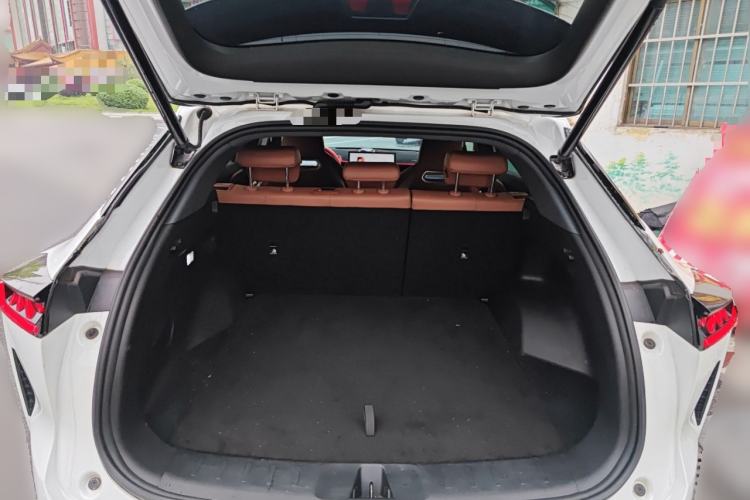 Used CHANGAN UNI-Z New Energy 2024 Blue Whale Smart Electric iDD 125km Beyond Edition Trunk