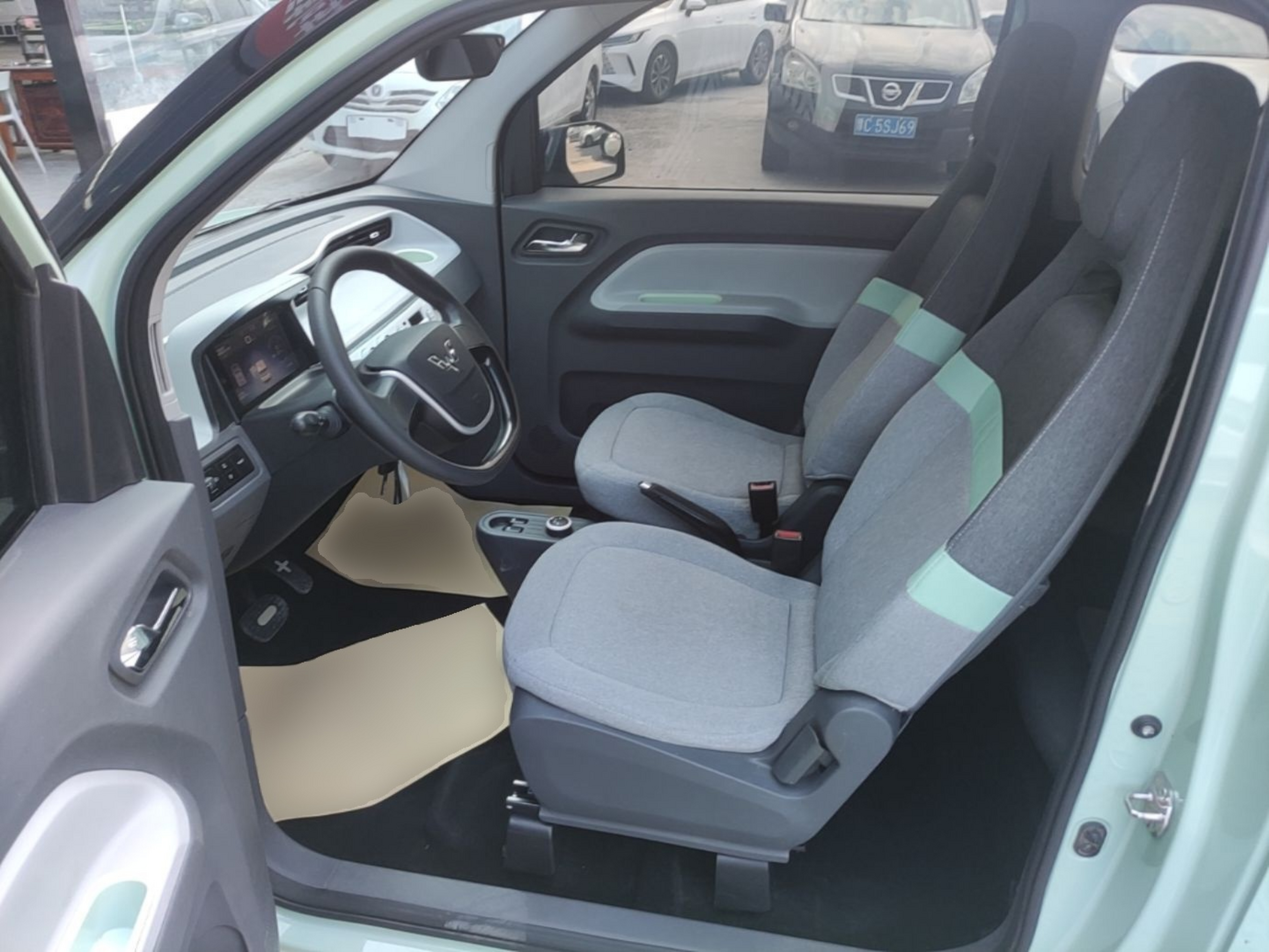 Interior delantero