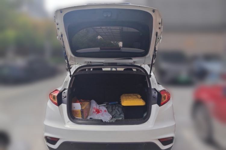 Used CHANGAN Eado 2015 1.6L Manual Junku Model China IV Standard Trunk