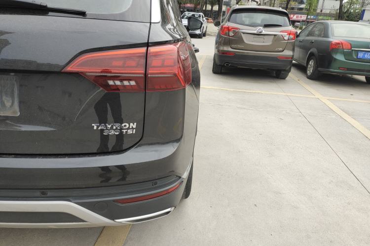 Used Volkswagen Tayron 2019 330TSI Two-Wheel-Drive Luxury Version China V Emission Standard
