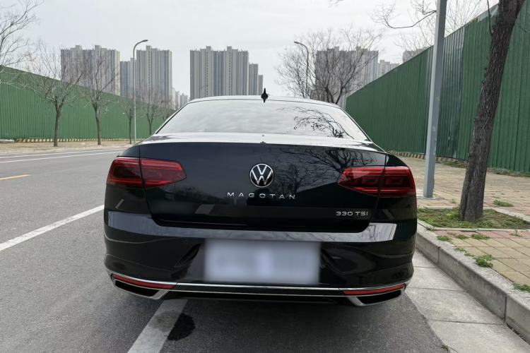 Used Volkswagen Magotan 2020 330TSI DSG Leading Model Exterior 3