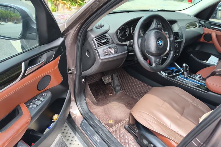 Used BMW X3 2011 xDrive28i Luxury Model