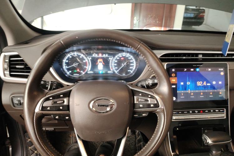 Used GAC Trumpchi GS5 2019 270T Automatic Luxury Edition Center Console