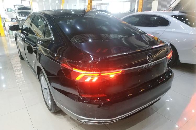 Used Volkswagen Passat 2020 Facelift 330TSI Elite Edition China VI Standard