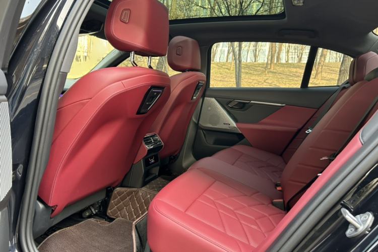 Used BMW 5 Series 2024 530Li Leading Model M Sport Package Interior 9