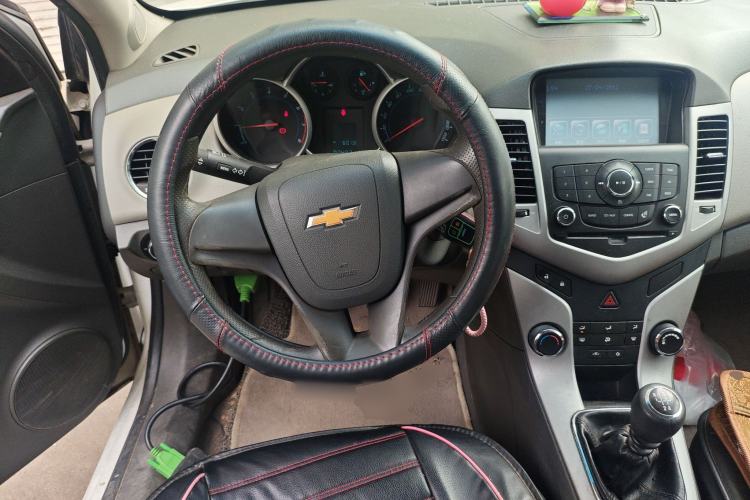 Used Chevrolet Cruze 2013 1.6L SL MT
