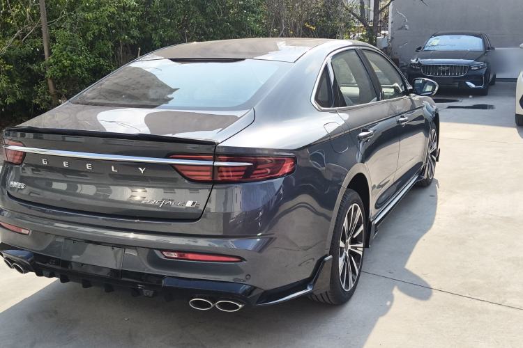 Used Geely Auto Preface 2025 Dongfang Yao 1.5TD Kunlun Edition
