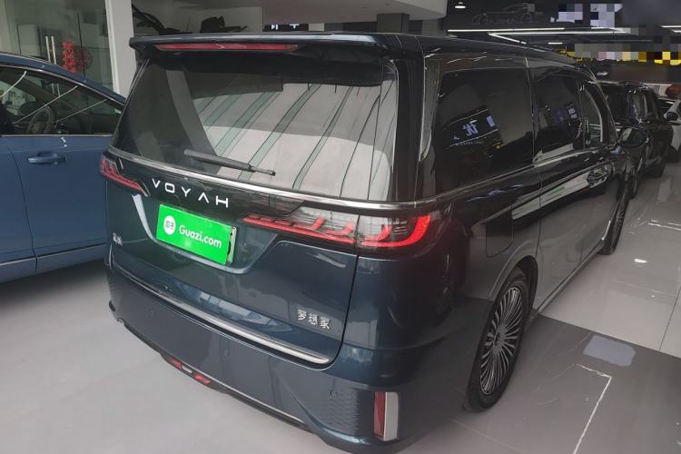 Used VOYAH Dream 2025 PHEV Four-Wheel-Drive Flagship Kunpeng Edition
