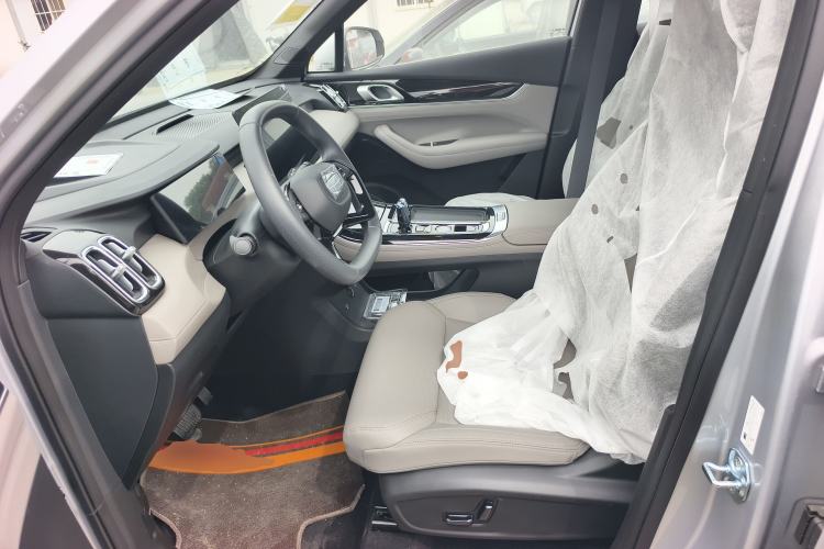 Used Geely Auto FX11 2025 4th Generation 1.5TD DCT – The Start Left Front Seat