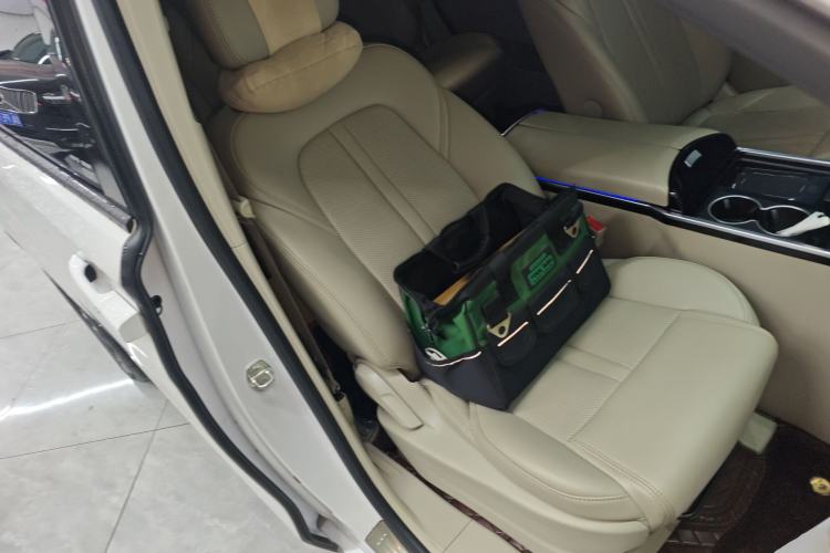 Used Buick GL8 2020 ES Land Cruiser 653T Comfort Edition