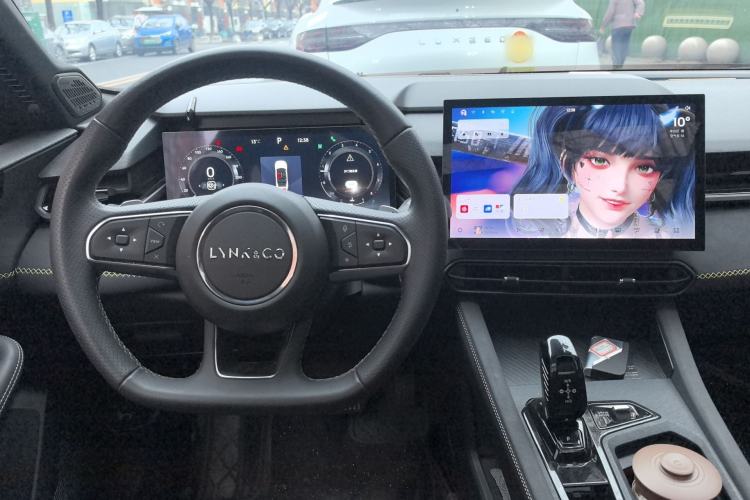 Used Lynk & Co 03 2023 1.5TD DCT JingPro Center Console