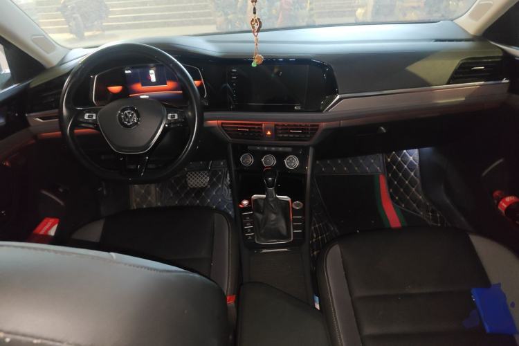 Used Volkswagen Sagitar 2021 200TSI DSG Comfort Connect Edition Center Console