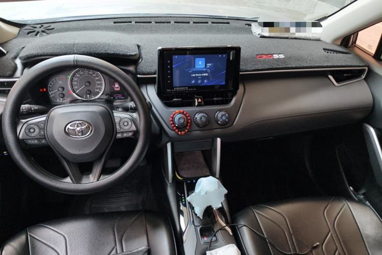 Used Toyota Corolla Cross 2022 2.0L Pioneer Edition Center Console