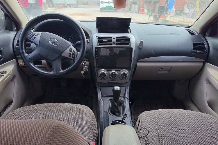 Used Bestune B50 2011 1.6L manual fashion version
