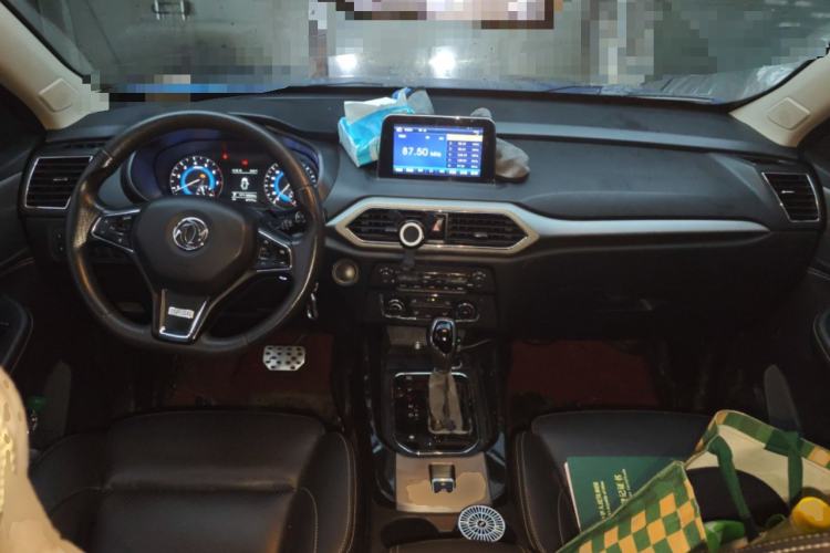 Used Dongfeng Fengon S560 2018 1.8L CVT Elite Model 7 Seats
