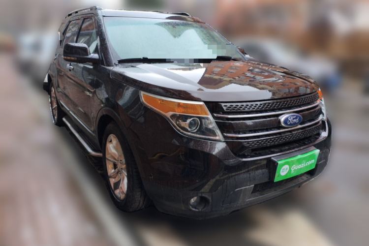 Used Ford Explorer 2013 3.5L Deluxe Model Front Right 45 Deg