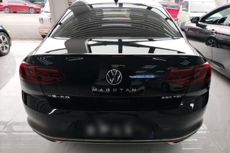 Used Volkswagen Magotan 2023 2 Million Units Limited Edition 330TSI DSG Leading Version
