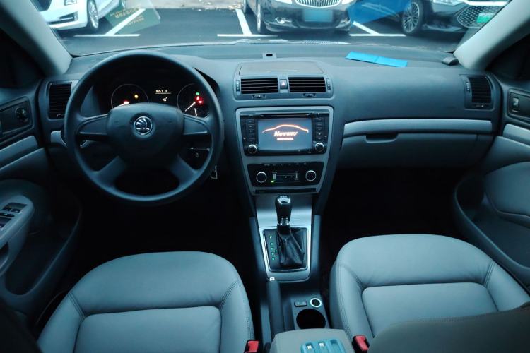 Used Skoda Octavia 2014 1.8TSI DSG Yijun Edition