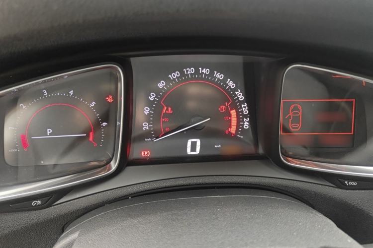 Used DS 5LS 2014 1.6T Elegant Version THP160
