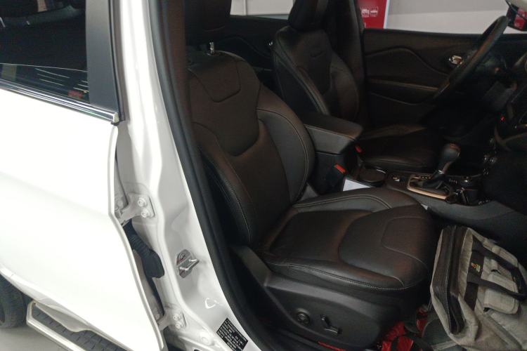 Used Jeep Cherokee 2017 2.4L Professional Smart Edition