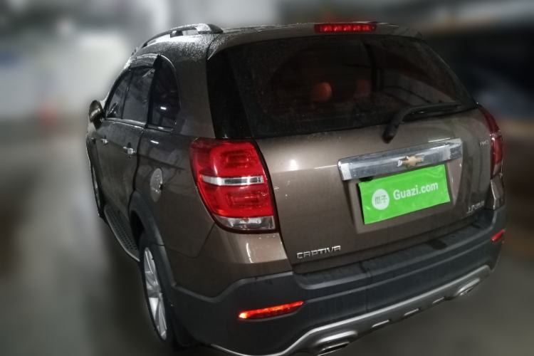 Used Chevrolet Captiva 2017 2.4L 4x4 Flagship Edition 7-Seater
