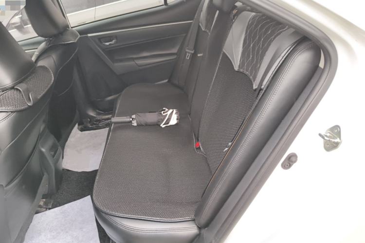 Used Toyota Corolla 2017 Revised Dual-Engine 1.8L E-CVT Leading Edition
