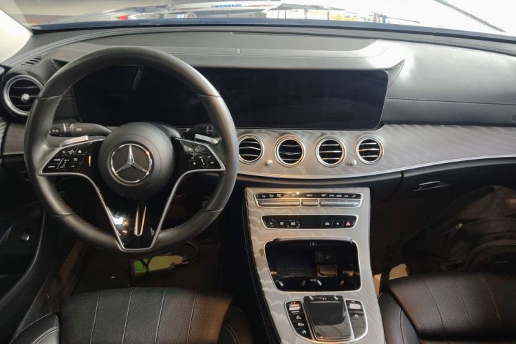 Used Mercedes-Benz E-Class 2022 Second Facelift E 300 L Fashion Edition